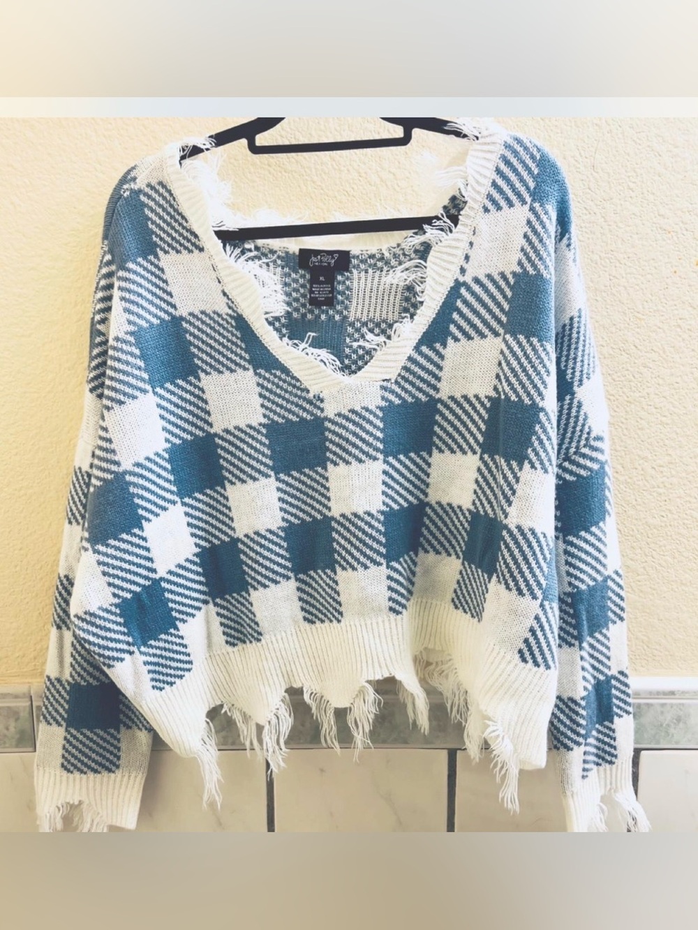 Just Polly NY Distressed V-Neck Plaid Sweater - Blue & Cream -NWOT